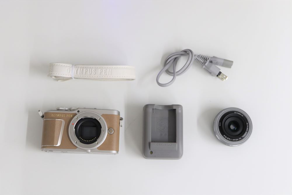 月額レンタル] OLYMPUS（オリンパス）PEN E-PL9 14-42mm EZレンズ