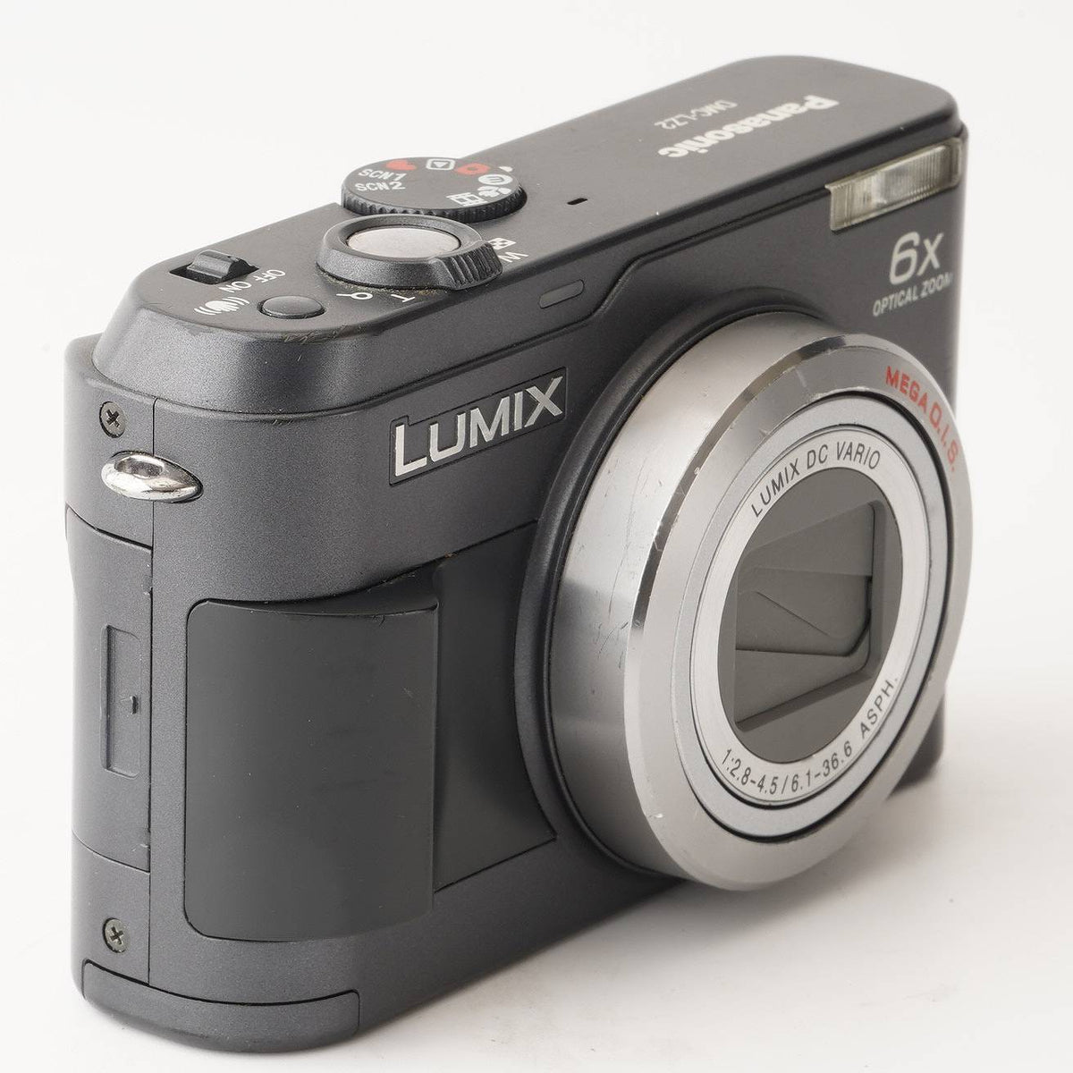 Panasonic LUMIX DMC-LZ2 / 6.1-36.6mm f/2.8-4.5 – Natural Camera
