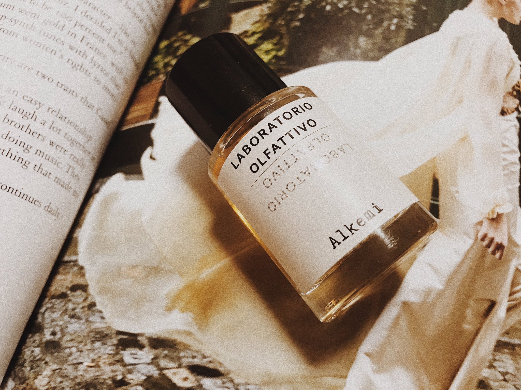 真夏の“お寺系香水”大作戦！ – NOSE SHOP