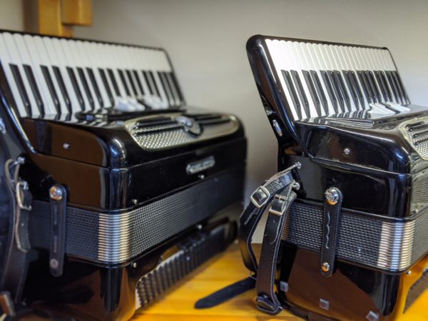 Gスペシャル 勢ぞろい | アコーディオンの修理と調律および販売の専門会社