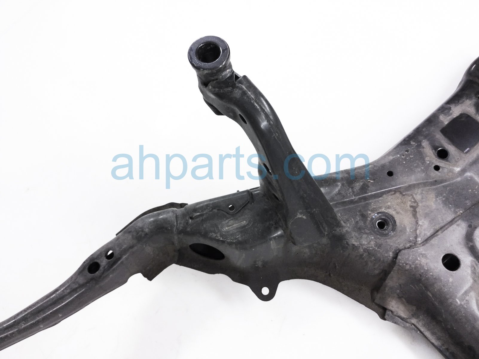 2019 Mazda CX-9 Crossmember Front Sub Frame / Cradle TK48-34-80XE,