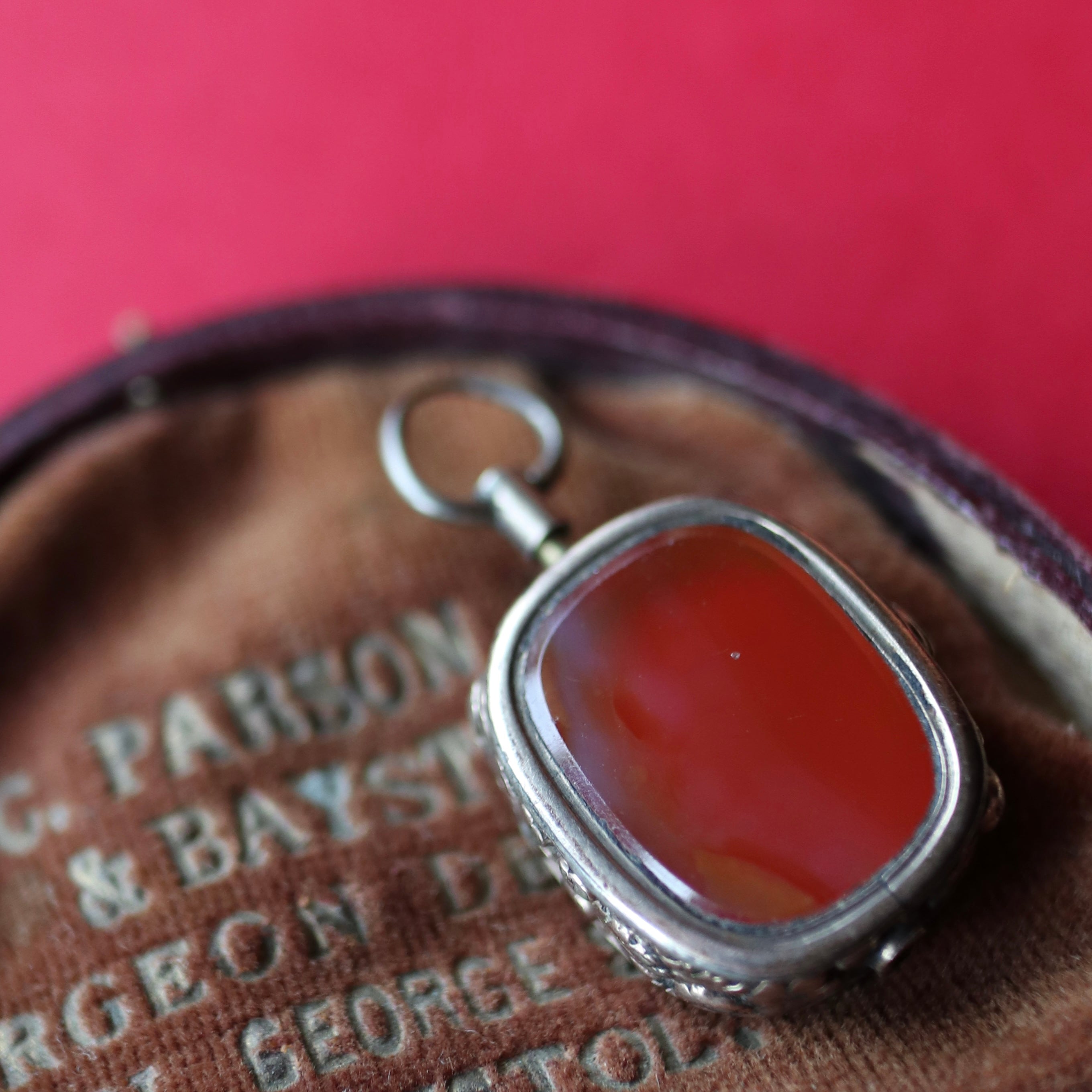 天然アゲート アンティーク フォブシール(鑑別書付) – Amelie Antique