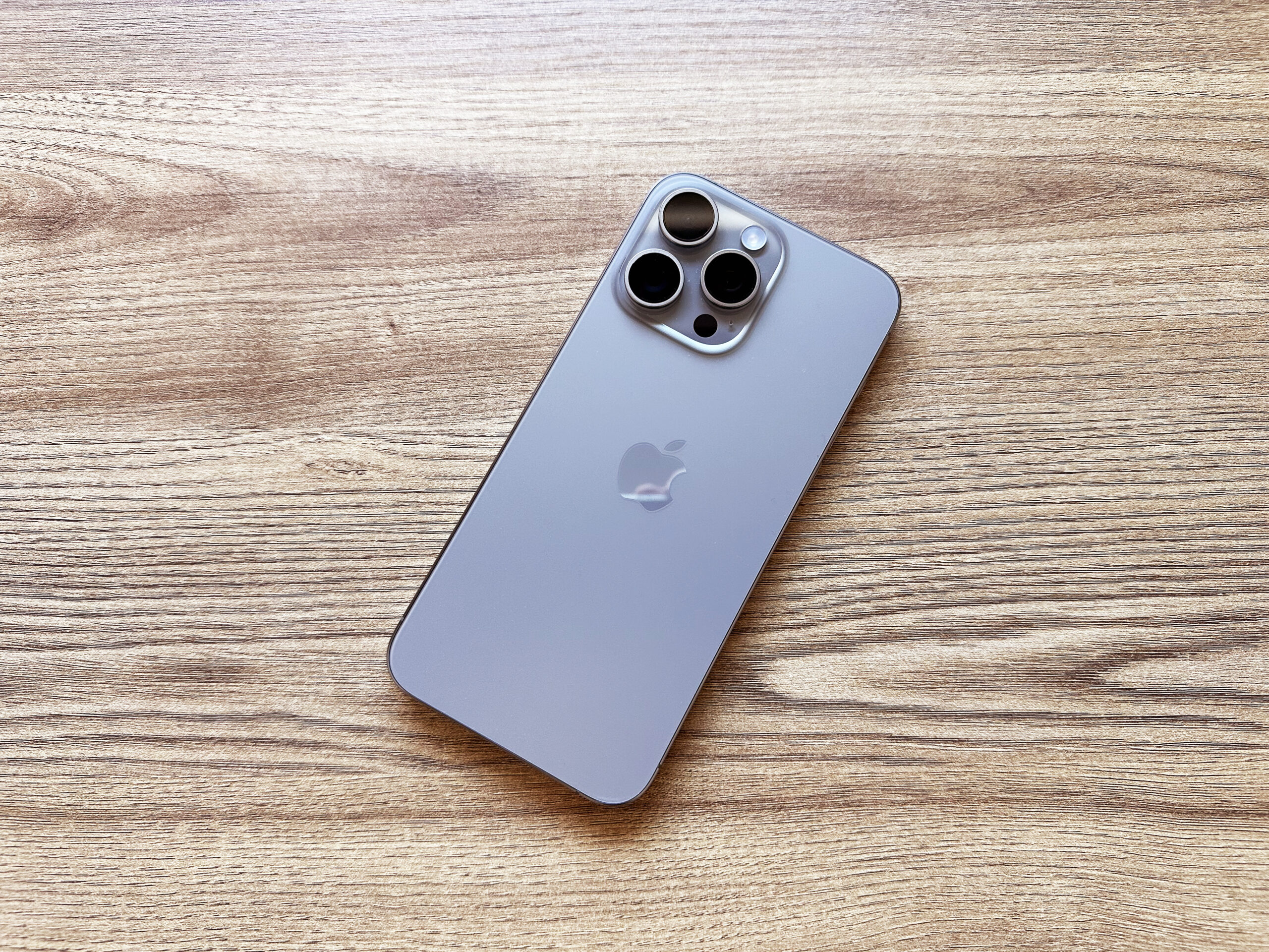 iPhone15やiPhone 15 ProはeSIM&デュアルSIM対応で複数回線OK。 | アプリポ