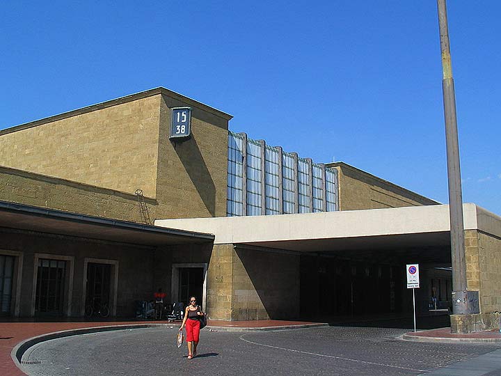 建築マップ イタリア フィレンツェ・サンタ・マリア・ノヴェッラ駅