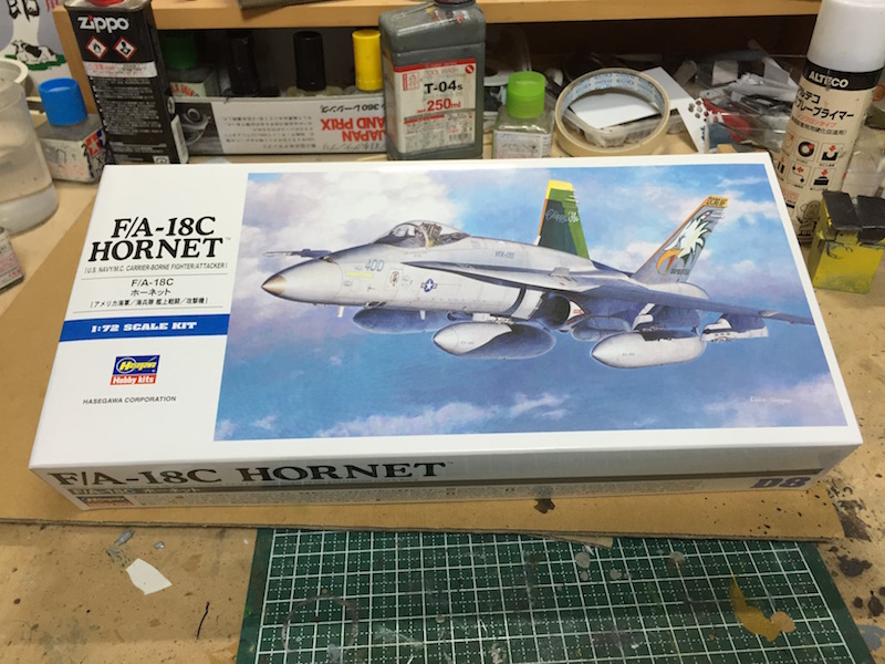 ハセガワ 1/72 F/A-18C ホーネット | 早くて安くて解像度が低い