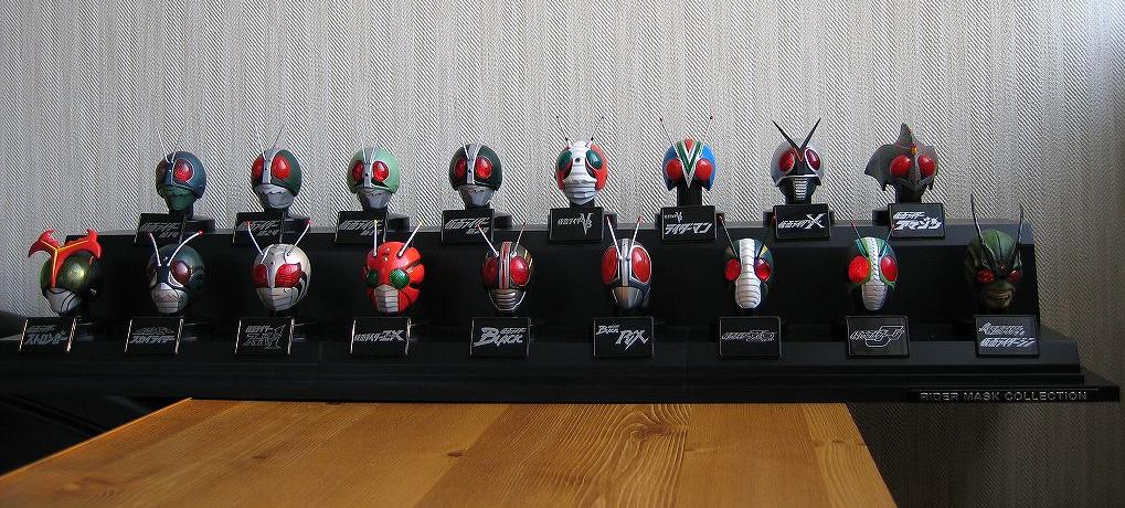 ライダーマスクコレクション プレミアム発光台座ディスプレイ ～序章