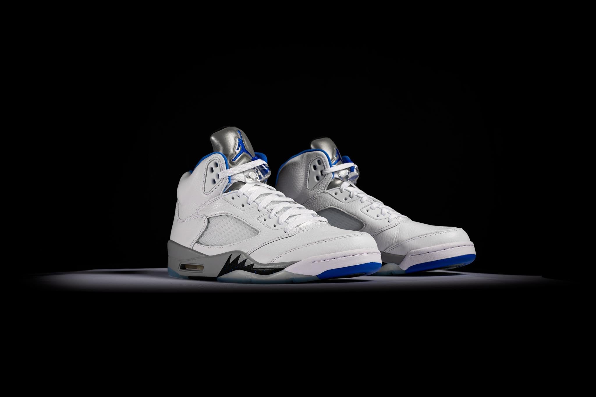 AIR JORDAN 5 RETRO 'STEALTH' | SNEAKERBOX