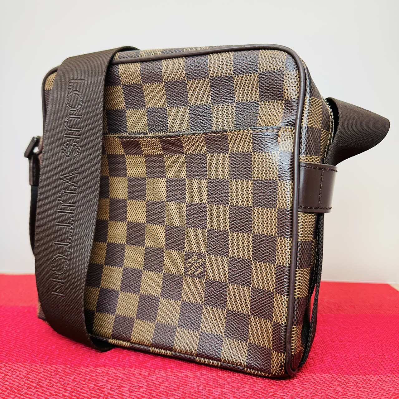 Louis Vuitton】ルイ・ヴィトン オラフPM ダミエ ショルダーバックをお