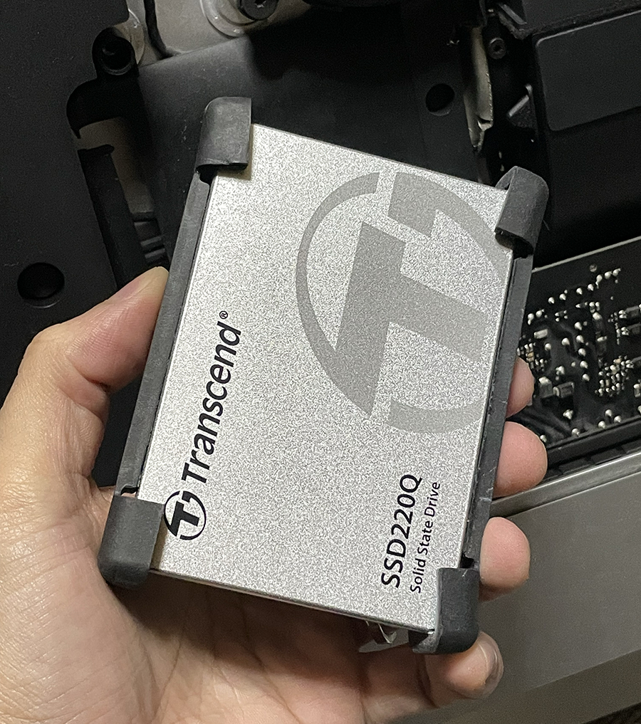 SSD換装済】iMac 2015 21.5インチ 8GB SSD1TB 激遅 iMac 21.5インチ