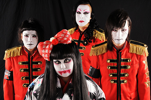 犬神サアカス團 ━━ 結成24周年！ライブシーンの最前線で描き続ける