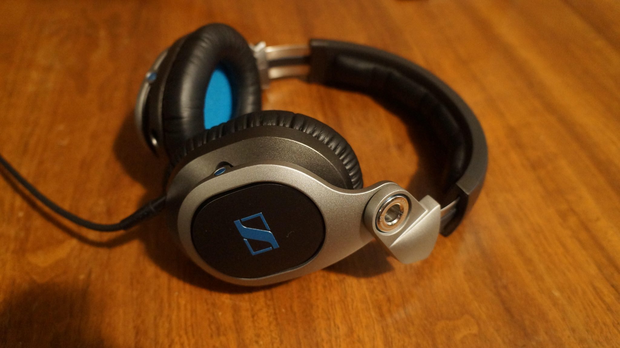 REVIEW: Sennheiser HD8 DJ Headphones – DJWORX
