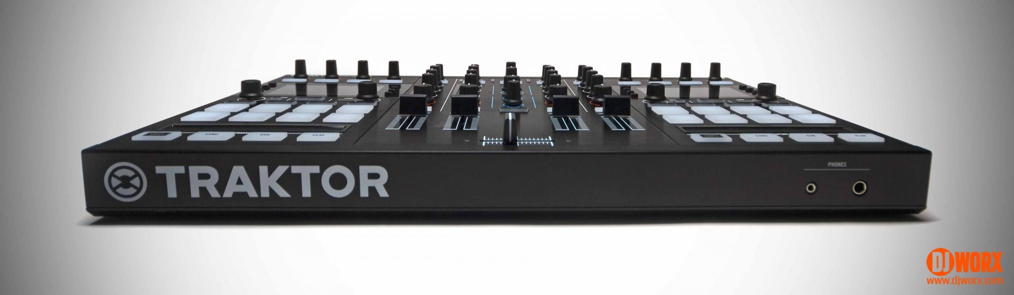REVIEW: NI Traktor Kontrol S5 Controller