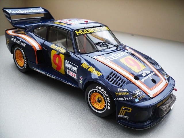 エグゾト 1/18 ポルシェ 935 ターボ Budweiser No.6 エグゾト 1/18