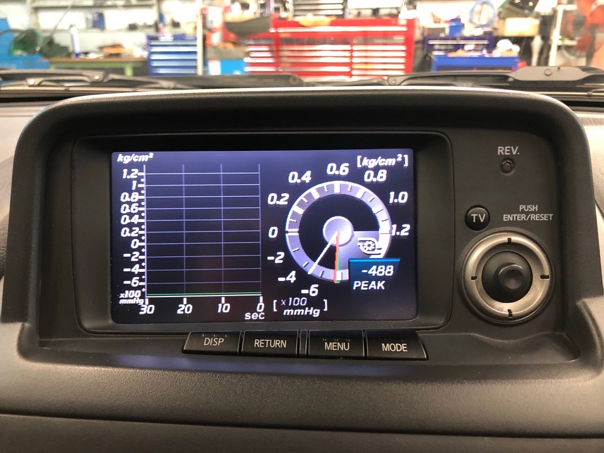 GTNET福岡店にてBNR34前期型 マルチファンクションディスプレイ交換