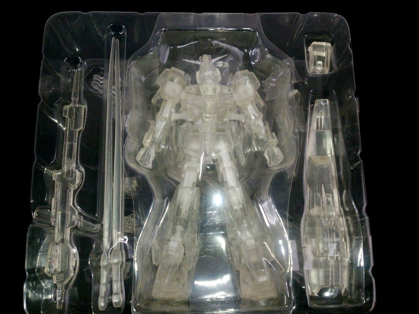 300セット限定生産！MS IN ACTION !! 「限定版 クリアーガンダム 3体