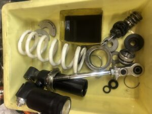 GMD神戸【作業事例】 カワサキ ZX-10R 2011- 純正 リアサスOH - GMD