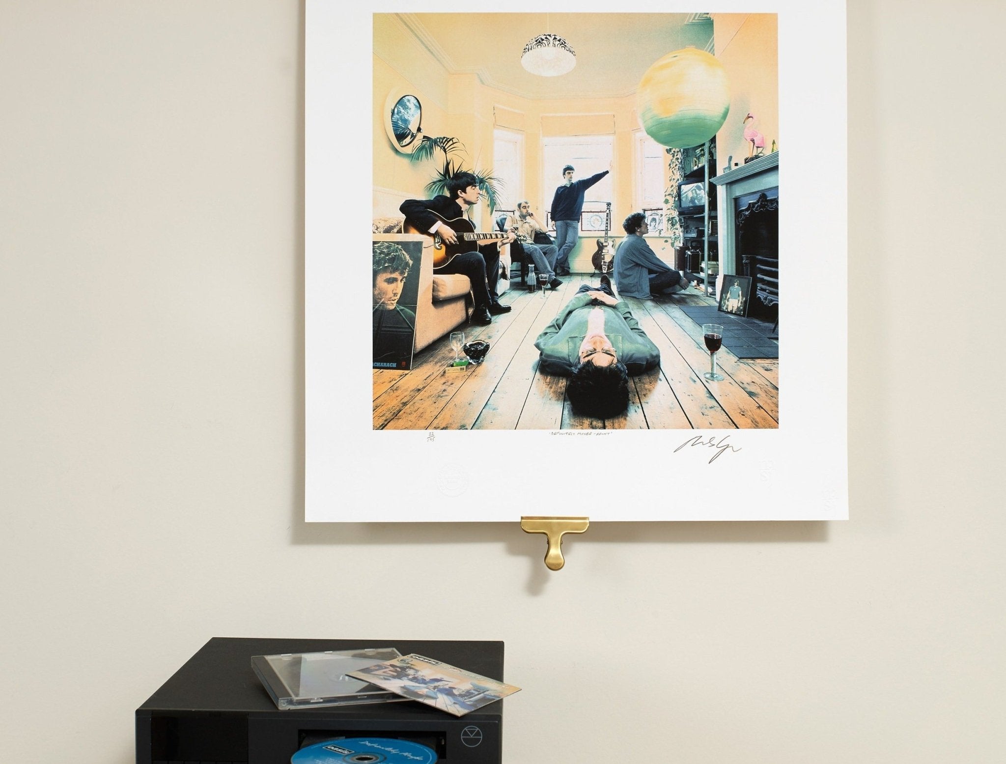 Oasis/Definitely Maybe Front Cover – Hypergallery