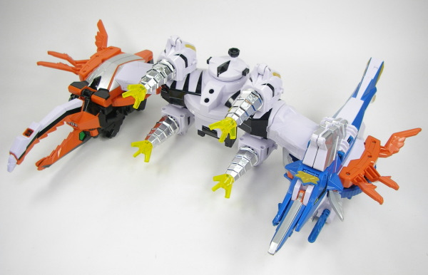 侍合体シリーズ04 烏賊折神（2ページ目）