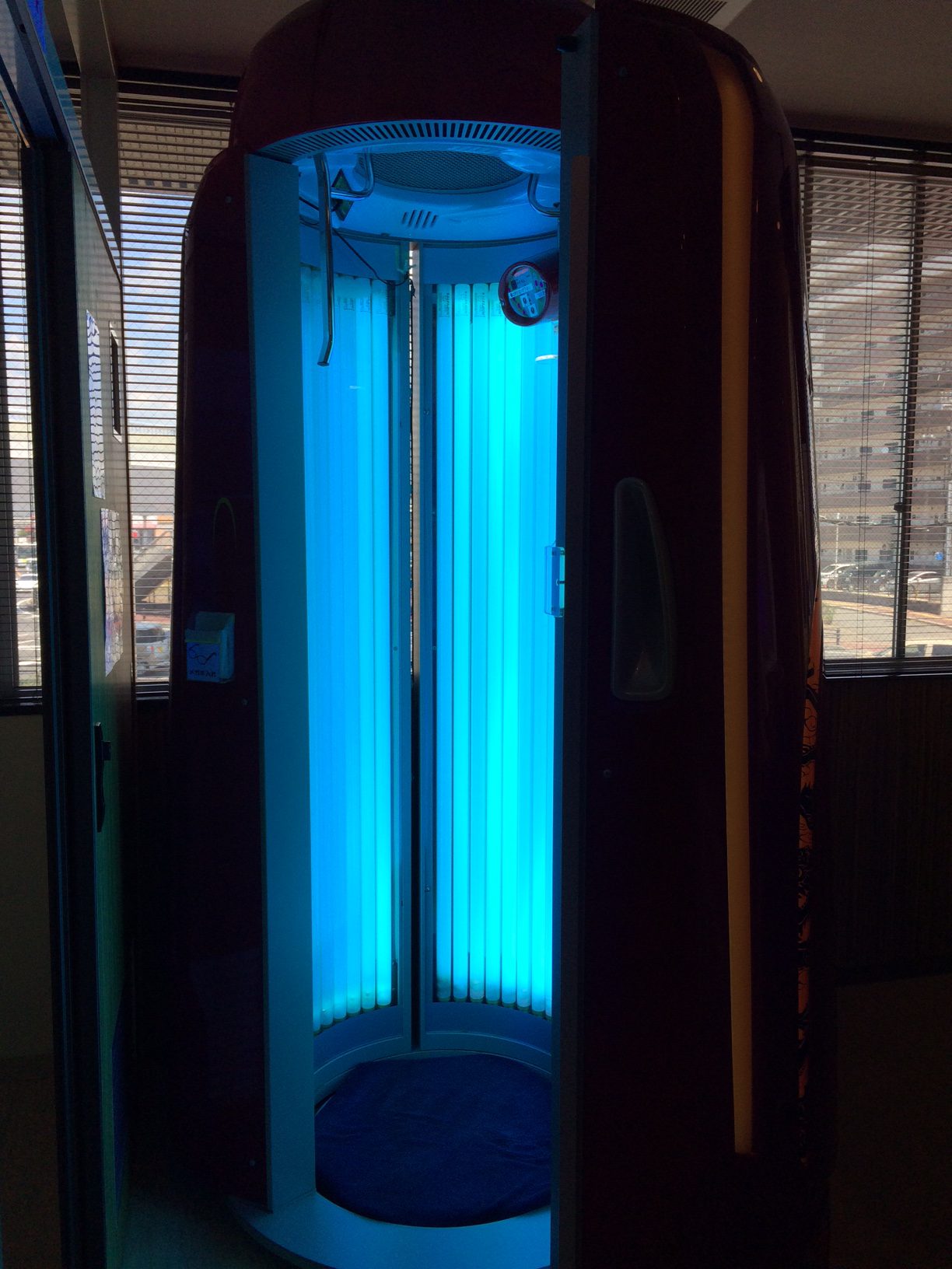 首・デコルテの焼き方🌴✨ | 岡山の日焼けサロン HOT RIPPER ホット