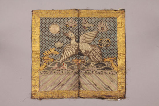 馆藏清代飞鹤官服补子鉴赏_鉴藏知识_新浪收藏_新浪网