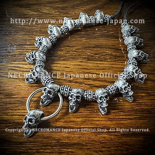 ネクロマンス NECROMANCE【スクリーミングスカルネックレス Skull