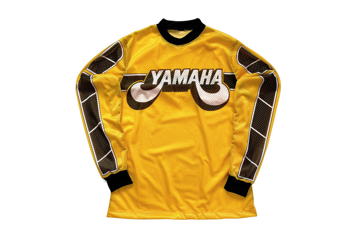 2502 Made-To-Order 70s Yamaha — One Down Four Up