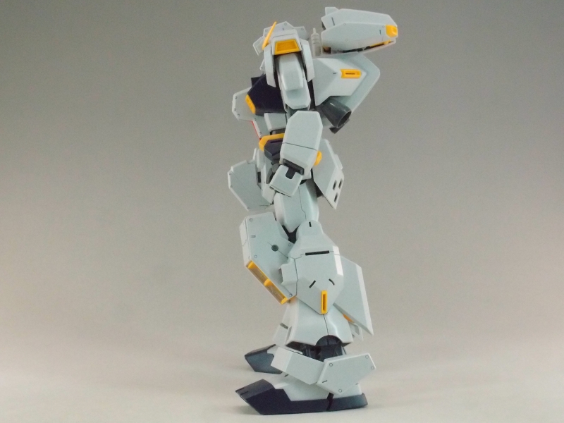 MG 1/100 RX-121-1 ガンダムTR-1 (ヘイズル改) (ADVANCE OF Z