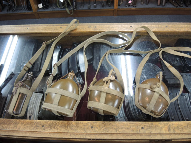 日本軍水筒列伝 | Chicago Blog