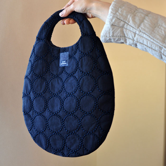 ミナペルホネン tambourine エッグバッグ black | Lin total fashion