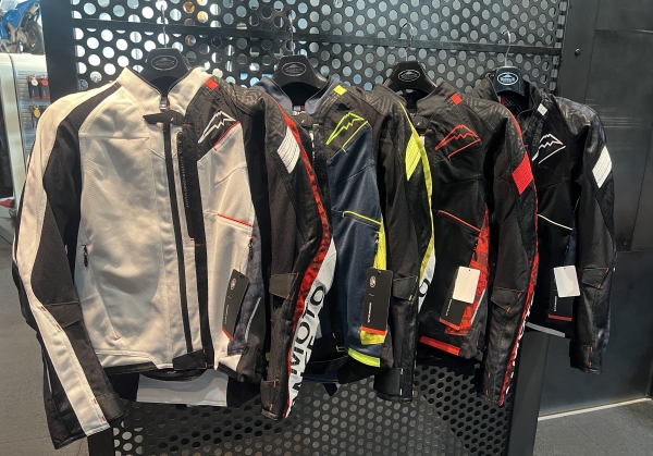 春夏新作】K-2438 エアーコンテンドジャケット入荷のお知らせ