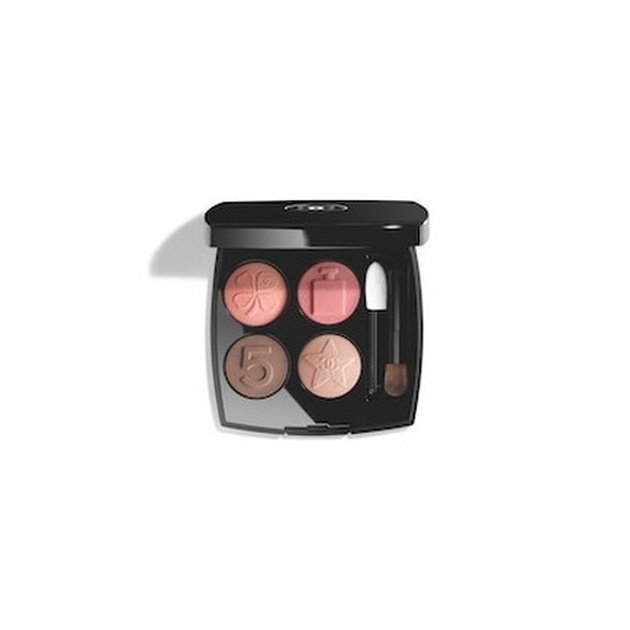 CHANEL(シャネル) レ キャトル オンブル ブトン(アイシャドウ