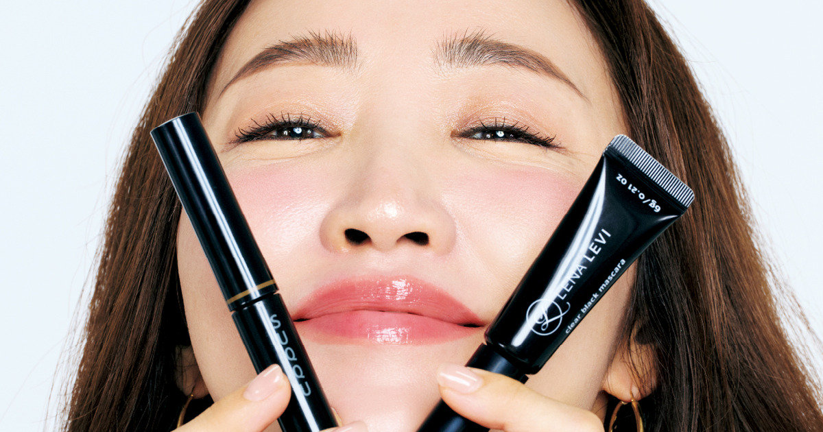 神崎 恵さんがおすすめ！ 「眉マスカラはSUQQUとレナレビがいいよ