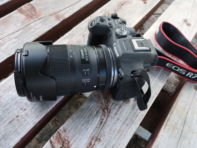 CANON EOS R7をEF-Sレンズでちょこっと使ってみました | テクノな