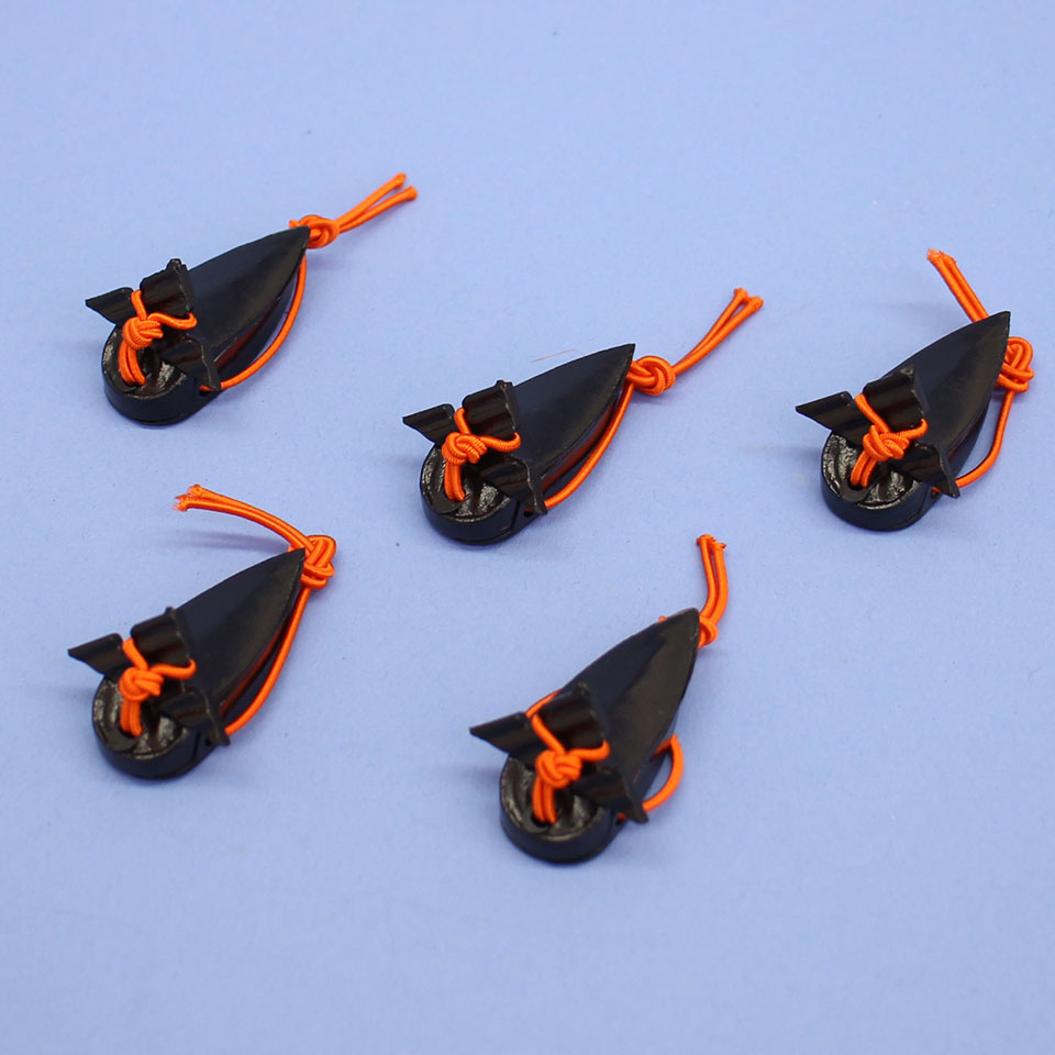 雛人形の持ち物、小道具 五人囃子烏帽子 ①柳5個セット – 寿鳳人形の東芸