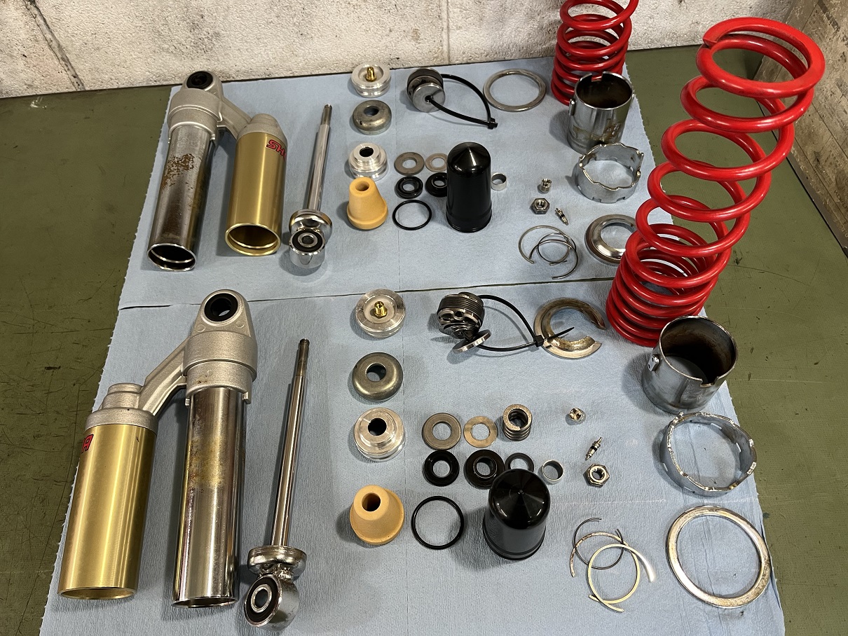 CB400SF 純正showa製リアショックのオーバーホール | johnny's factory