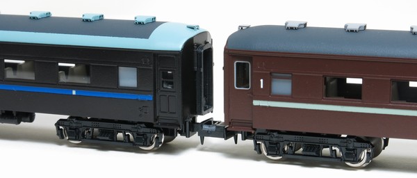 オロ40 1～ (スロ31120 張上屋根)／オロ40 24～ (スロ31143～) -