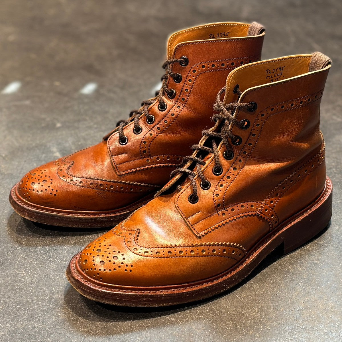 Tricker's】トリッカーズ モールトン M2508 カントリーブーツ ウイング