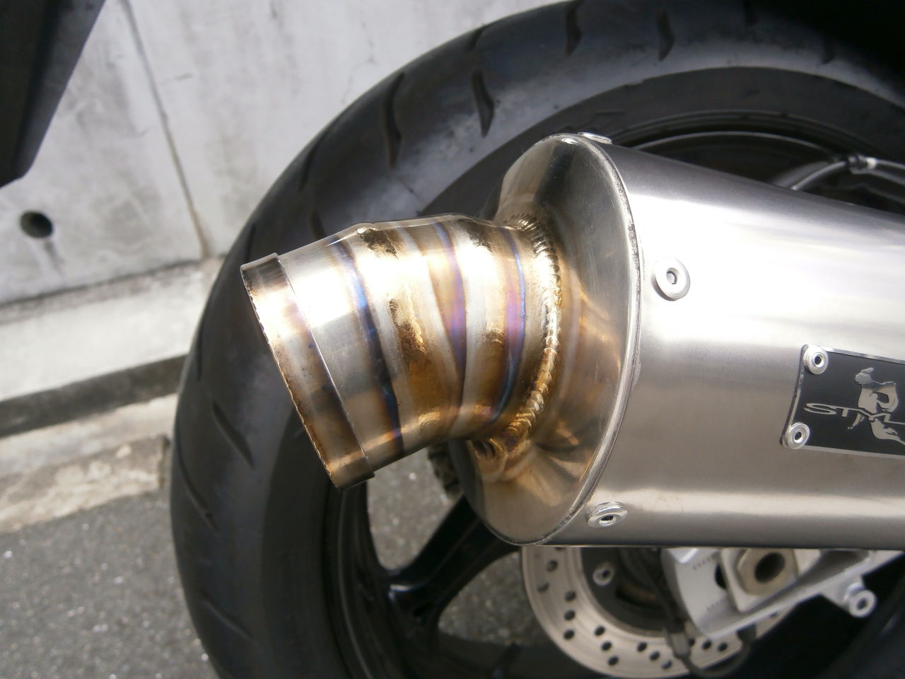スズキGSR400 ワンオフスリップオン。 | バイクマフラー販売・ワンオフ