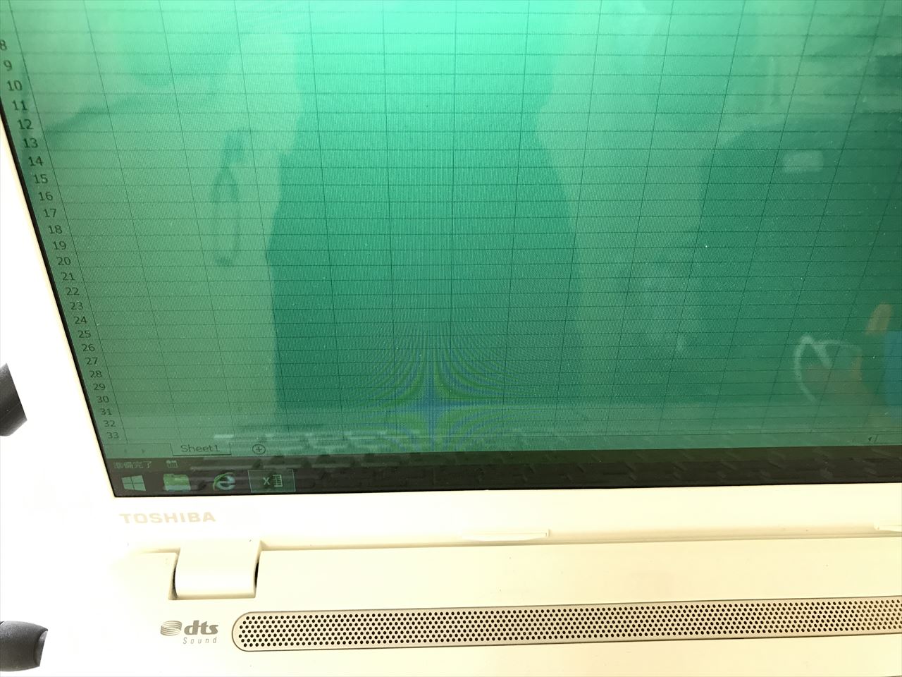 東芝 dynabook T554/76LW 画面に線と緑色になる。: 金沢市のパソコン