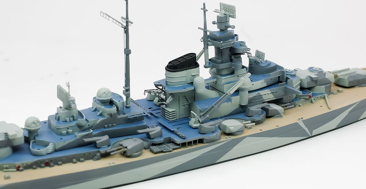 プラモ日記 » 戦艦ティルピッツ その9 クレーンとカタパルト