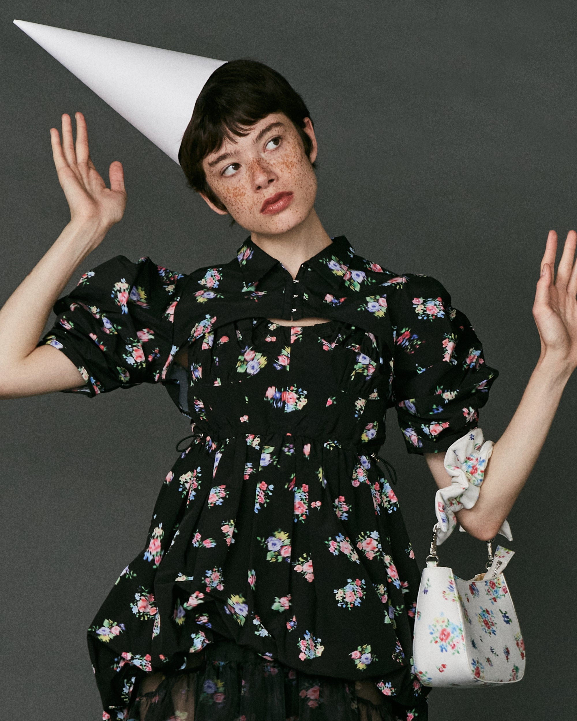 Balloon flower cami tunic (black flower)