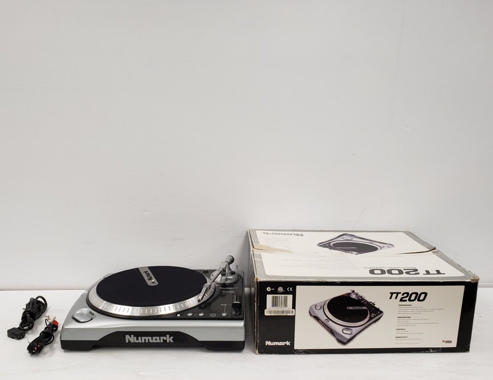 43333-2) Numark TT200 Turntable – Product Deliveries