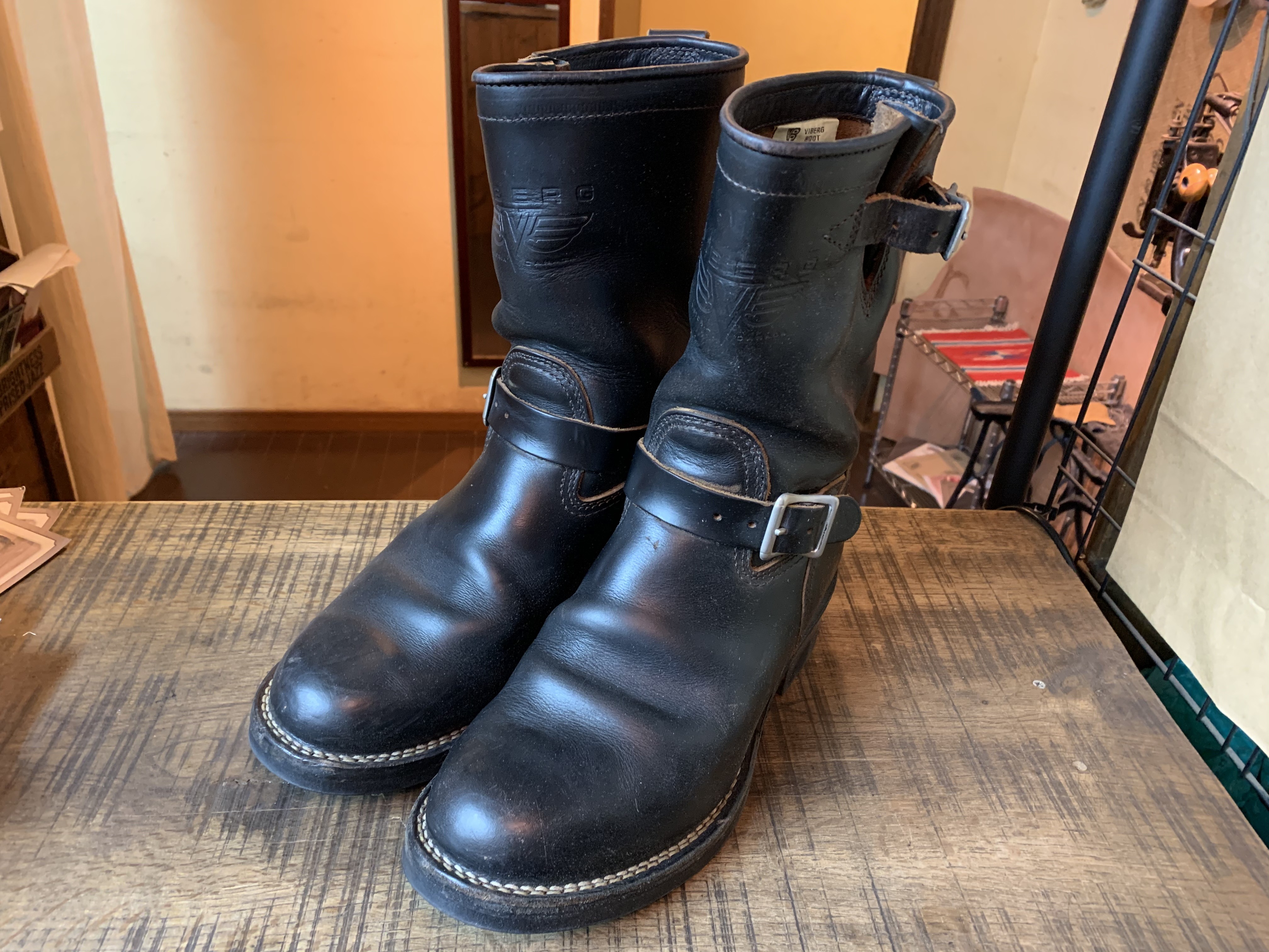 Viberg (ヴァイバー、ビバーグ) エンジニアブーツ ダブルレザーミッド