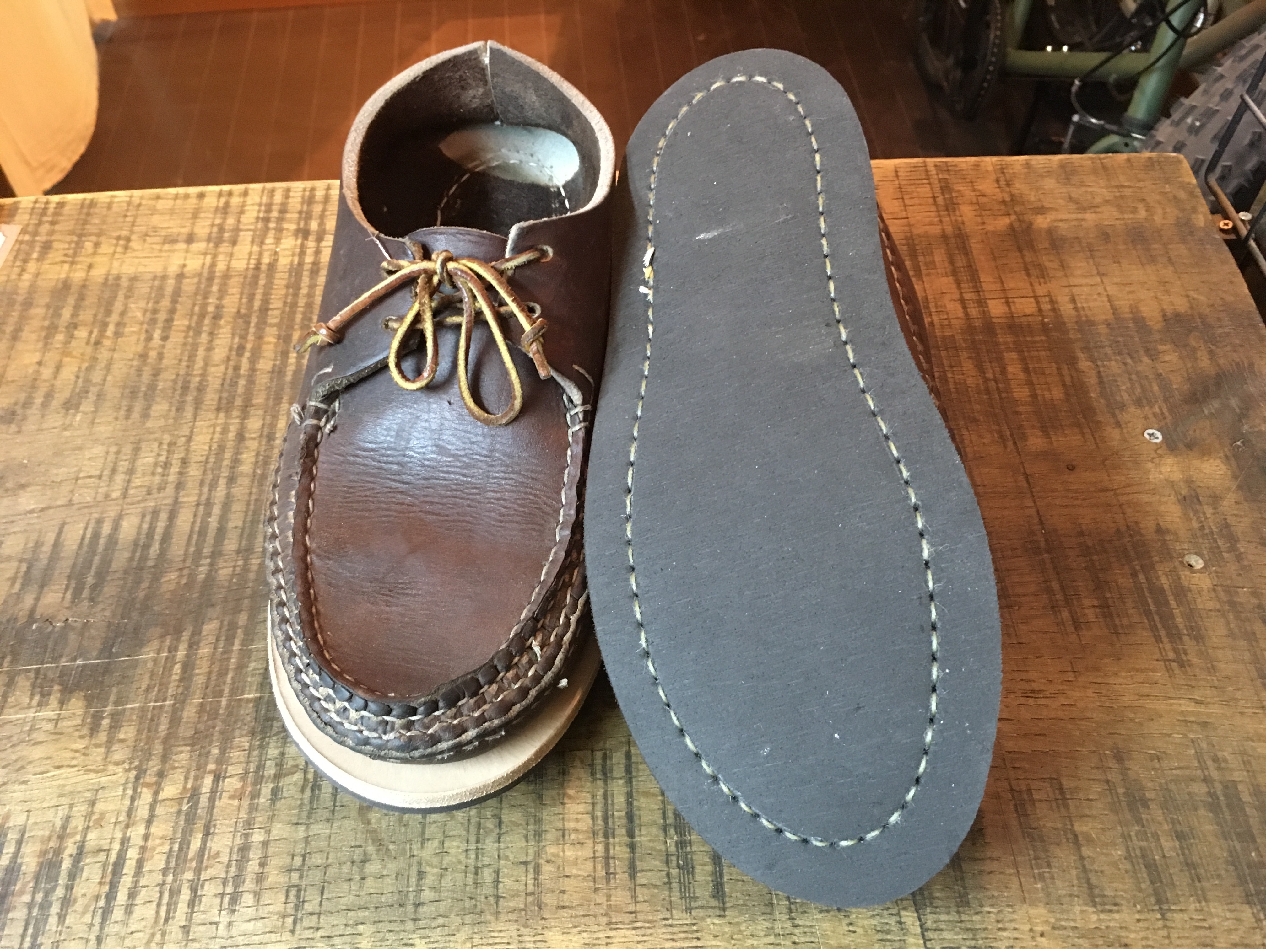 ARROW MOCCASIN(アローモカシン) レザーミッドソール vibramEVA ソール