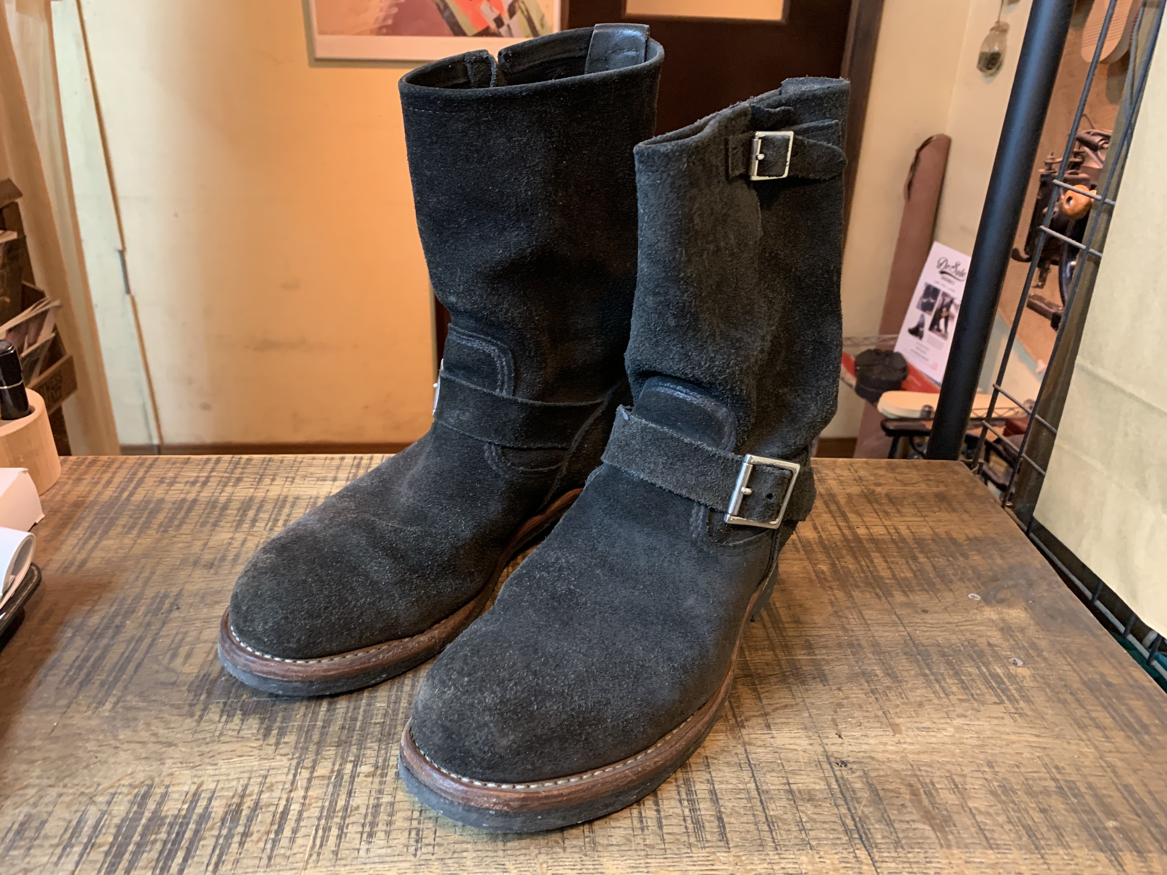 Redwing 8274 スエードエンジニア フラットボックスカスタム: ソール