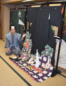 好みの1着で記念写真を 浅草の江戸友禅館