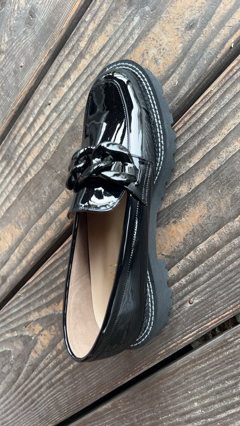 libero】チェーン付き厚底ローファー/3175