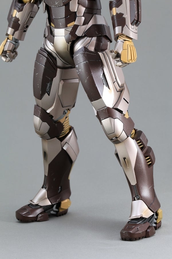 ホットトイズ アイアンマン3 マーク24 タンク 限定版 レビュー | ひろ