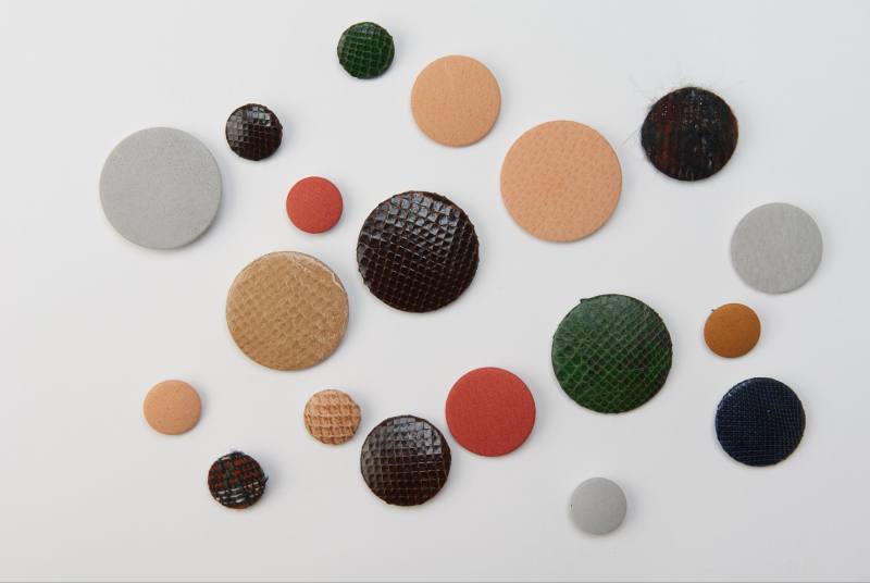 Hender Scheme レザー缶バッチ 「Pins」 | Gramme Huit BLOG(グラム