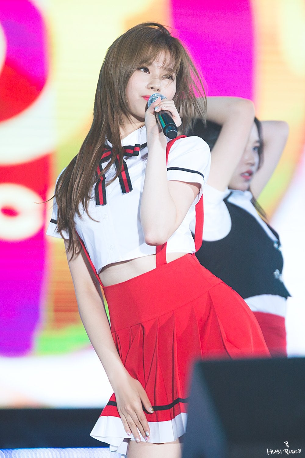 TWICE サナ ロッテMoonlight festa TWICE サナ ロッテMoonlight festa